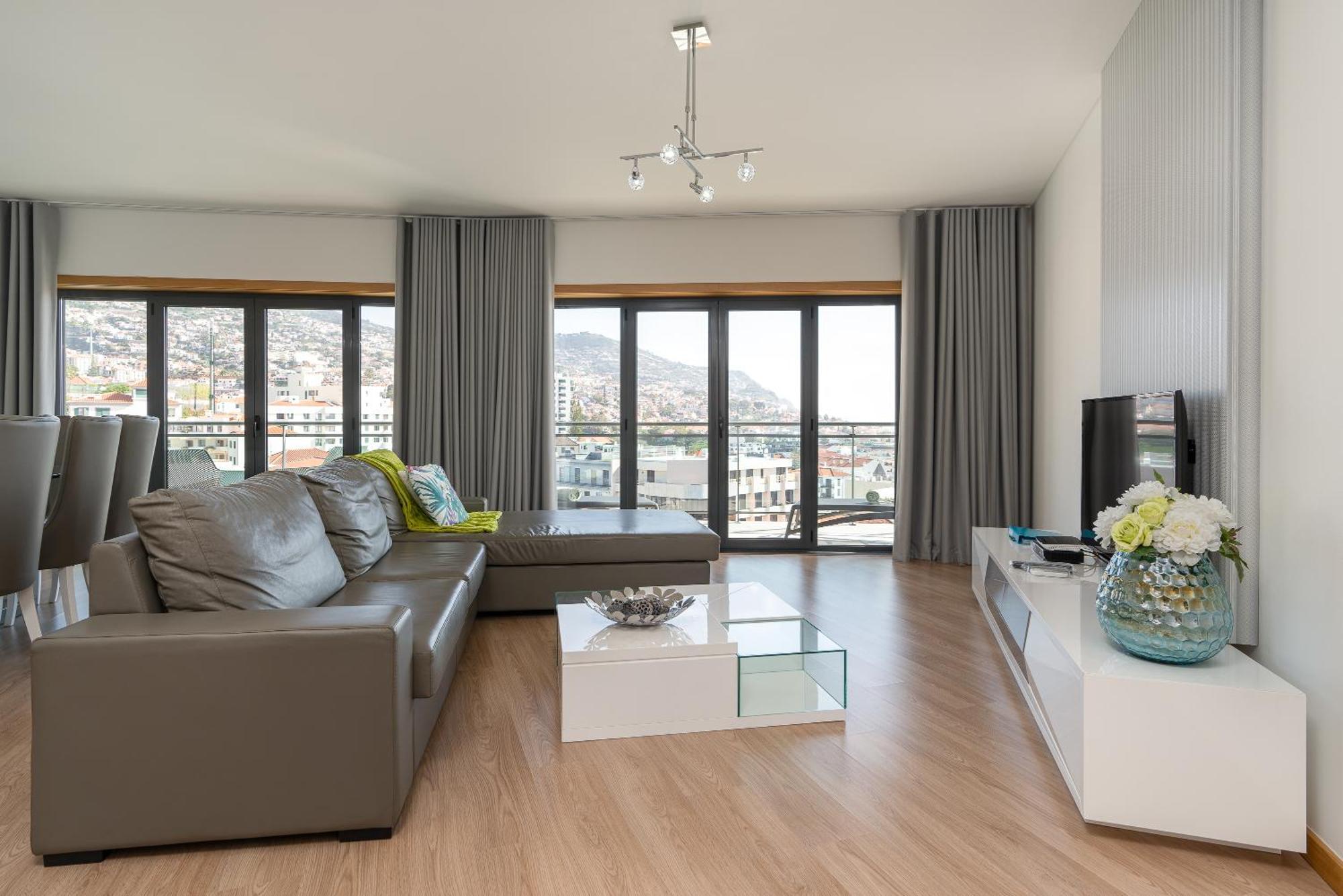 フンシャルCasa Dos Filhos By Rent2U, Ldaアパートメント エクステリア 写真